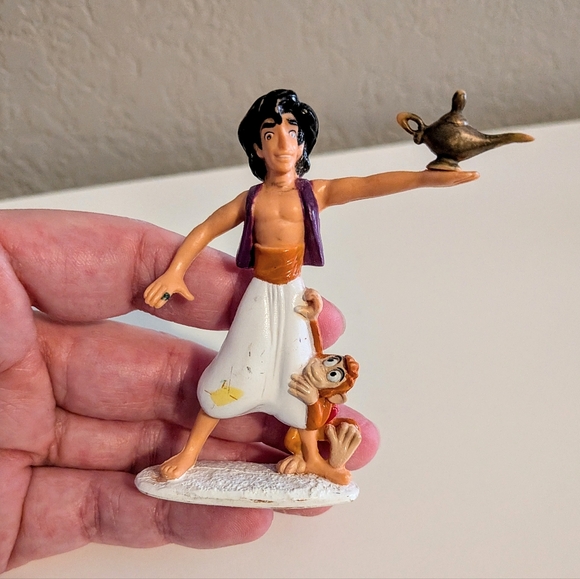 Disney Aladdin and Jasmine Figurine Collection - Picture 16 of 16